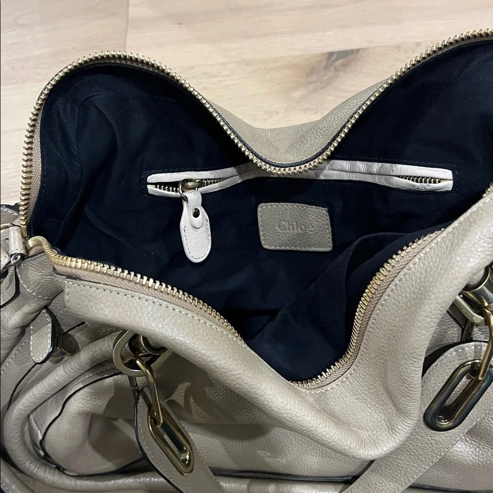 Chloé Paraty handbag in beige - Picture 2 of 2